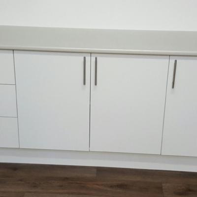 Storage Draws And Cupboards With Bench Top